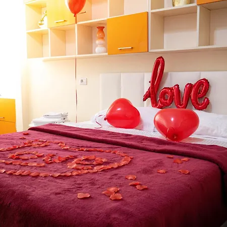 Cozy In Near Sea And Center Durres