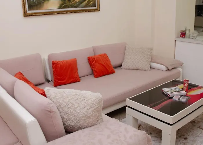 Apartment Cozy In Near Sea And Center Durrës